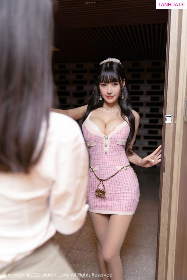 熊小诺 哎小诺 [XiuRen]高清写真图 2021.12.31 No.4412 模特合集第10张图片